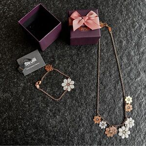 Gold and Silver Floral Necklace and Bracelet Set